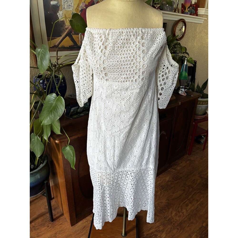 Farm Rio White Off the Shoulder Eyelet Dress Bridal Midi Dress Beachy Size Med